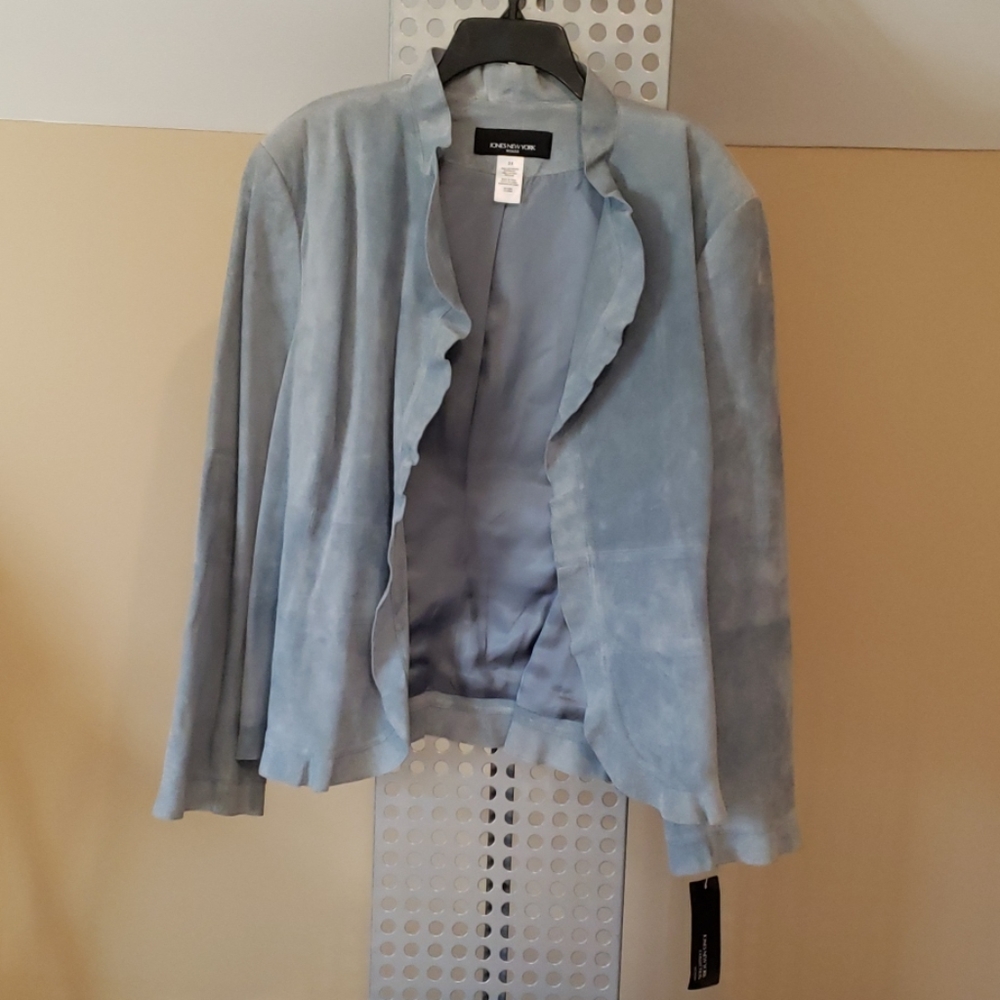 NWT Plus Size 100% Suede Ruffled Collar Jones NY